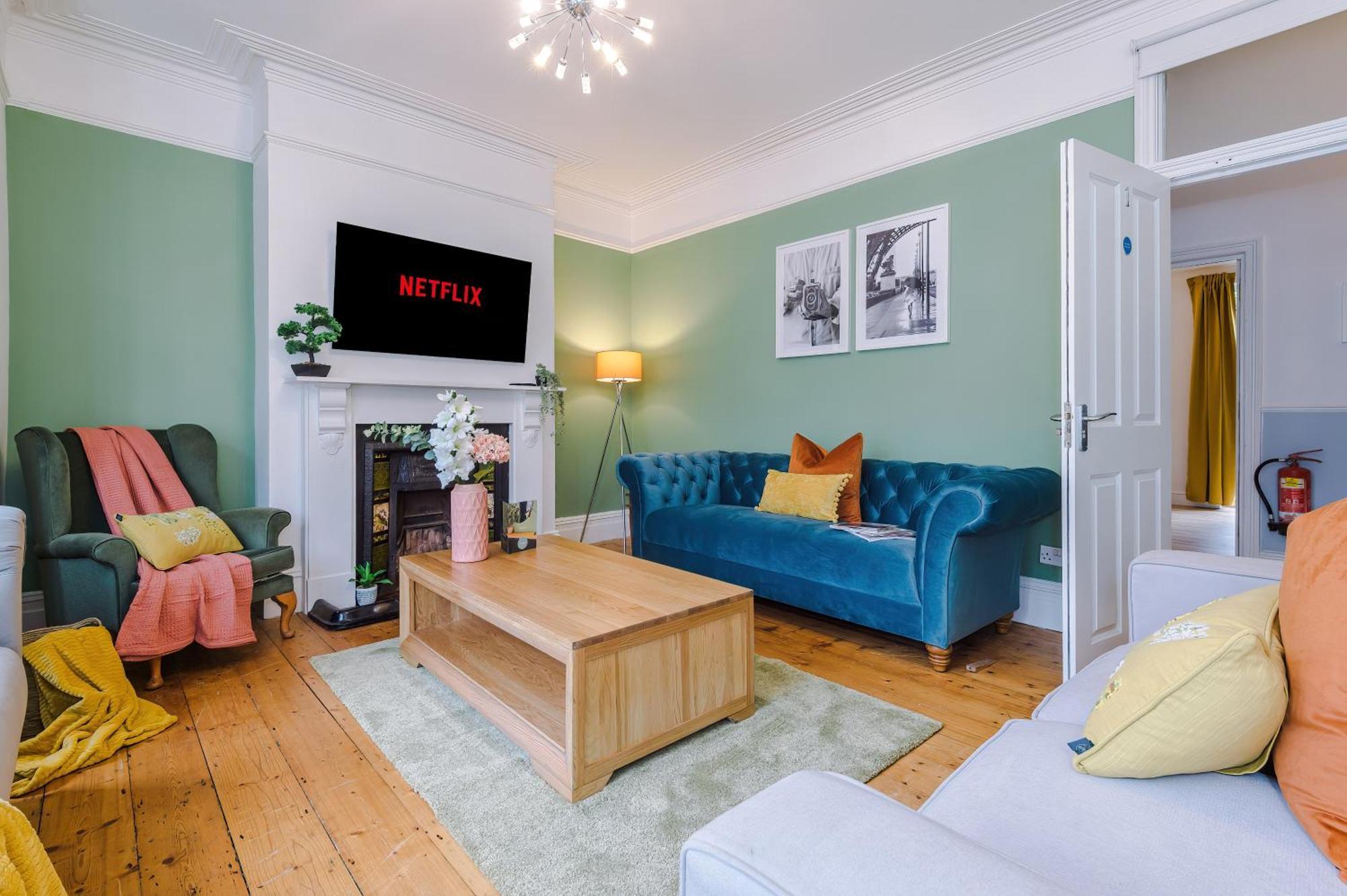 Purestay Central Bath: Five-Bedroom House with Parking Exterior photo
