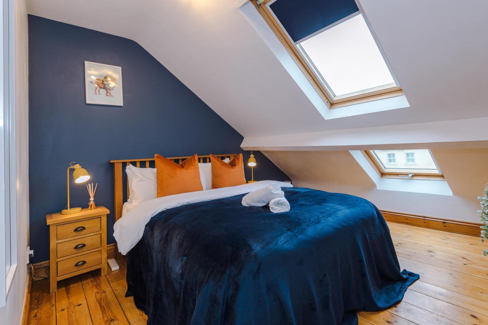Purestay Central Bath: Five-Bedroom House with Parking Exterior photo