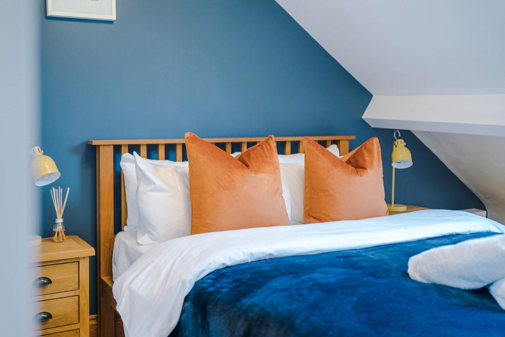 Purestay Central Bath: Five-Bedroom House with Parking Exterior photo