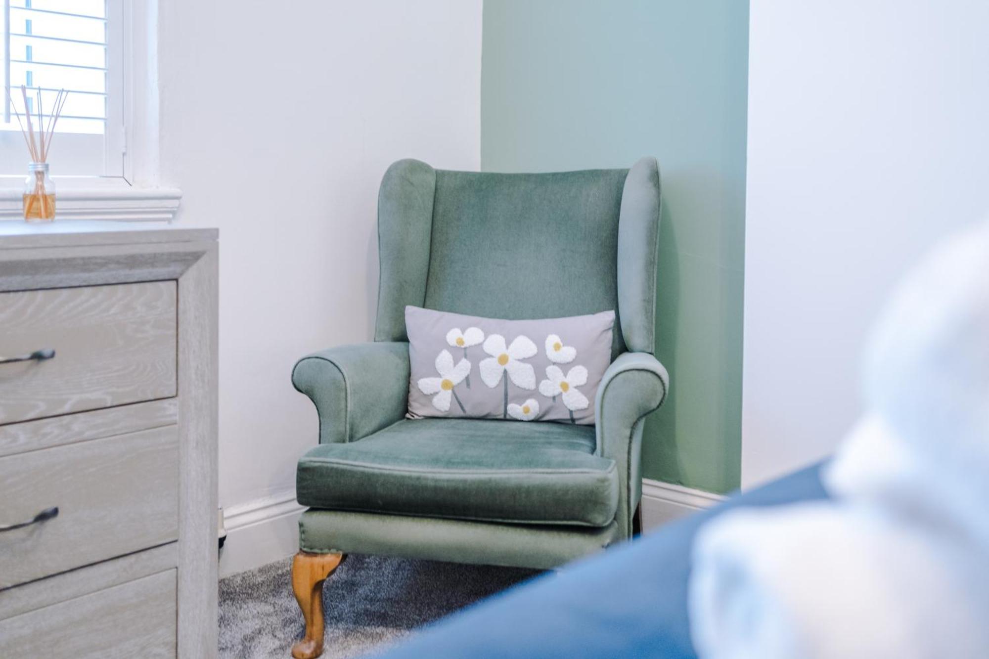 Purestay Central Bath: Five-Bedroom House with Parking Exterior photo
