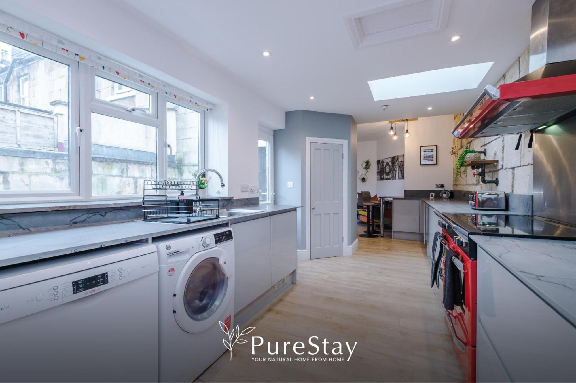 Purestay Central Bath: Five-Bedroom House with Parking Exterior photo